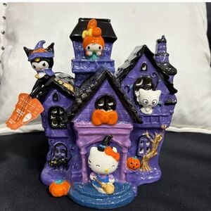 NWT BLUE SKY HELLO KITTY & FRIENDS TEA LIGHT HOLDER/ HALLOWEEN CERMAIC HOUSE🎃